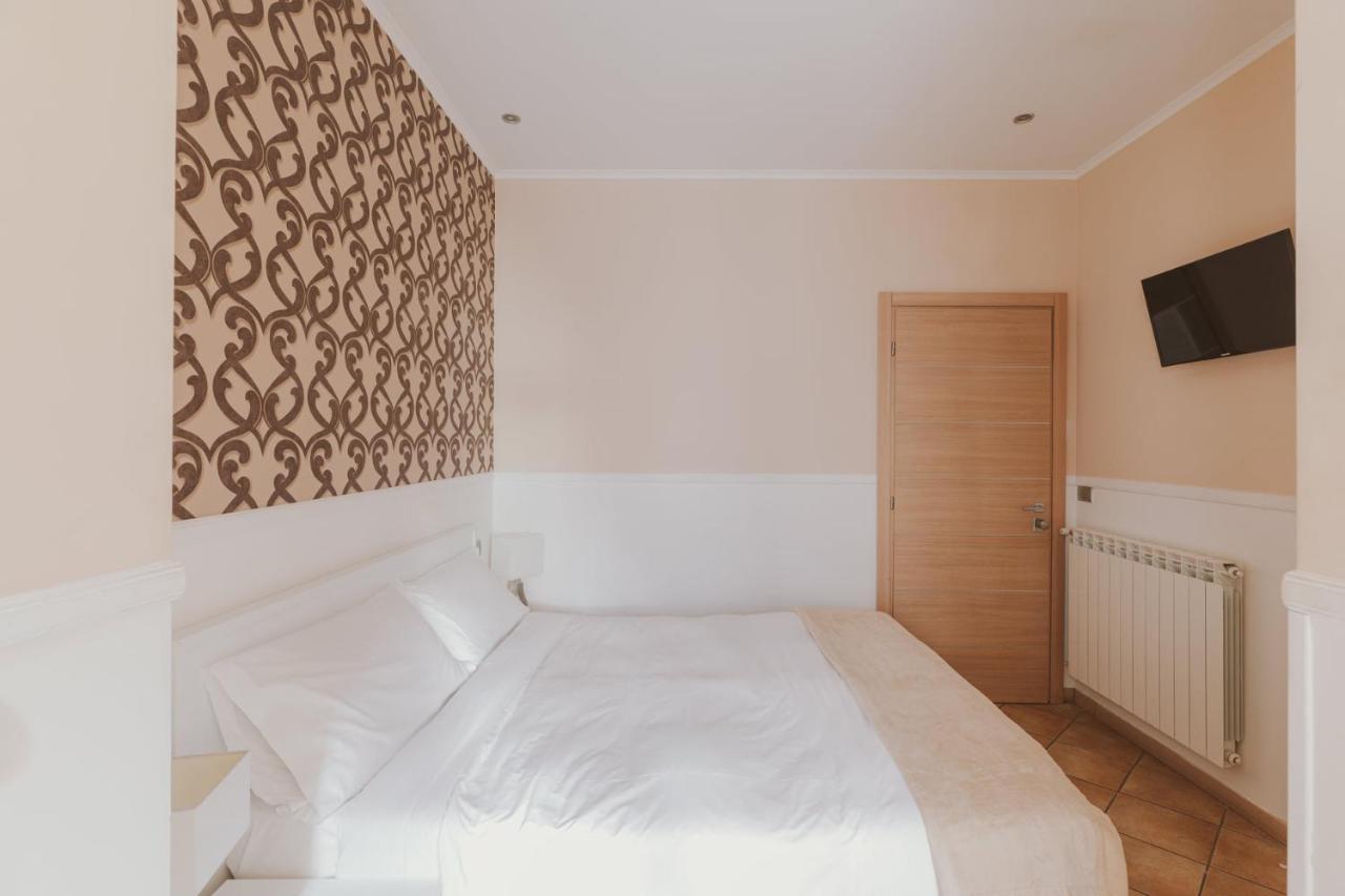 Residenza Il Giglio Hotel Rome Exterior photo