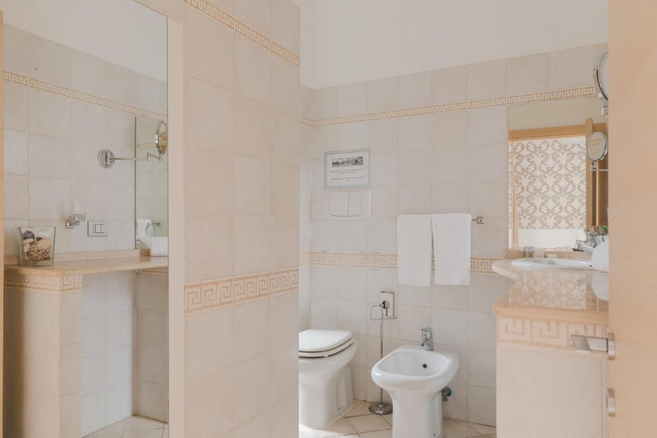 Residenza Il Giglio Hotel Rome Exterior photo